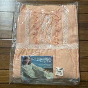 Vintage J.C. Penney Peach Brushed Nylon Long Gown Granny Nightgown Size M NOS